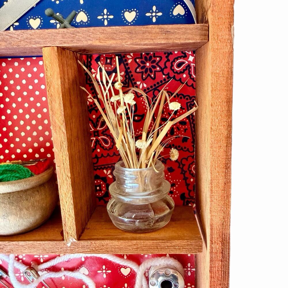 Vintage Wood Glass Wall Shadow Box Diorama Trinket Shelf 1970S Hummel Sewing - Picture 8 of 16